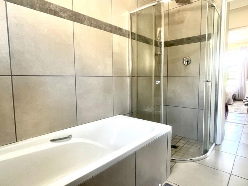 3 Bedroom Property for Sale in Reebok Western Cape